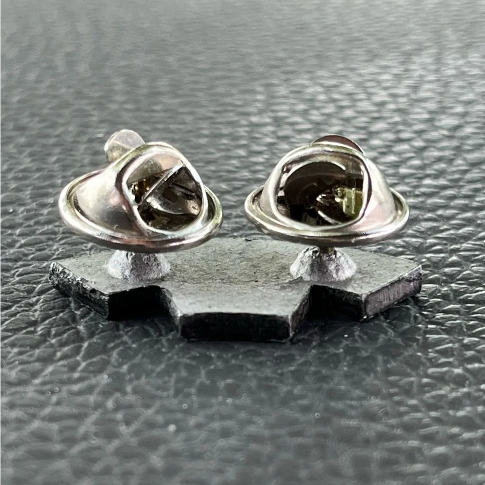 Sturgis Rocker Pin 2000 Motorcycle Rally Collectible - Picture 4 of 4